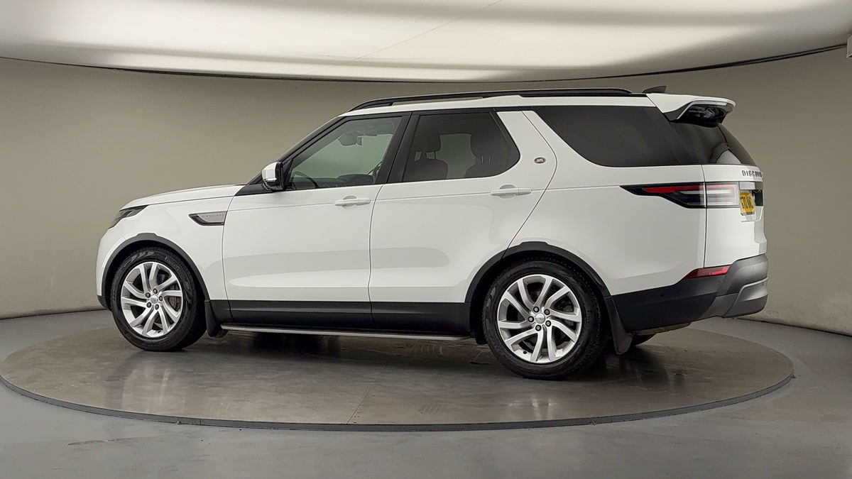 More views of Land Rover Discovery