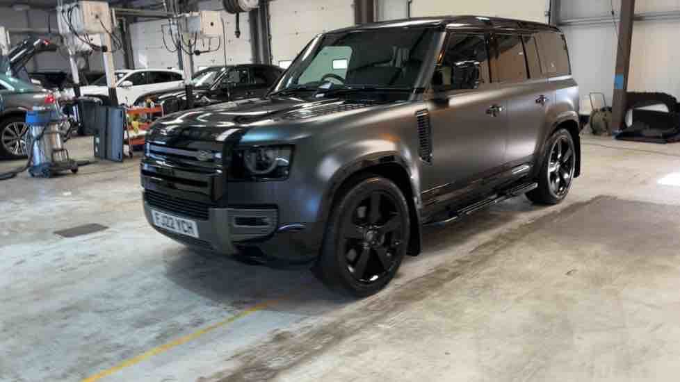 More views of Land Rover Defender 110