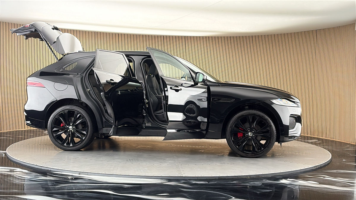 More views of Jaguar F-PACE