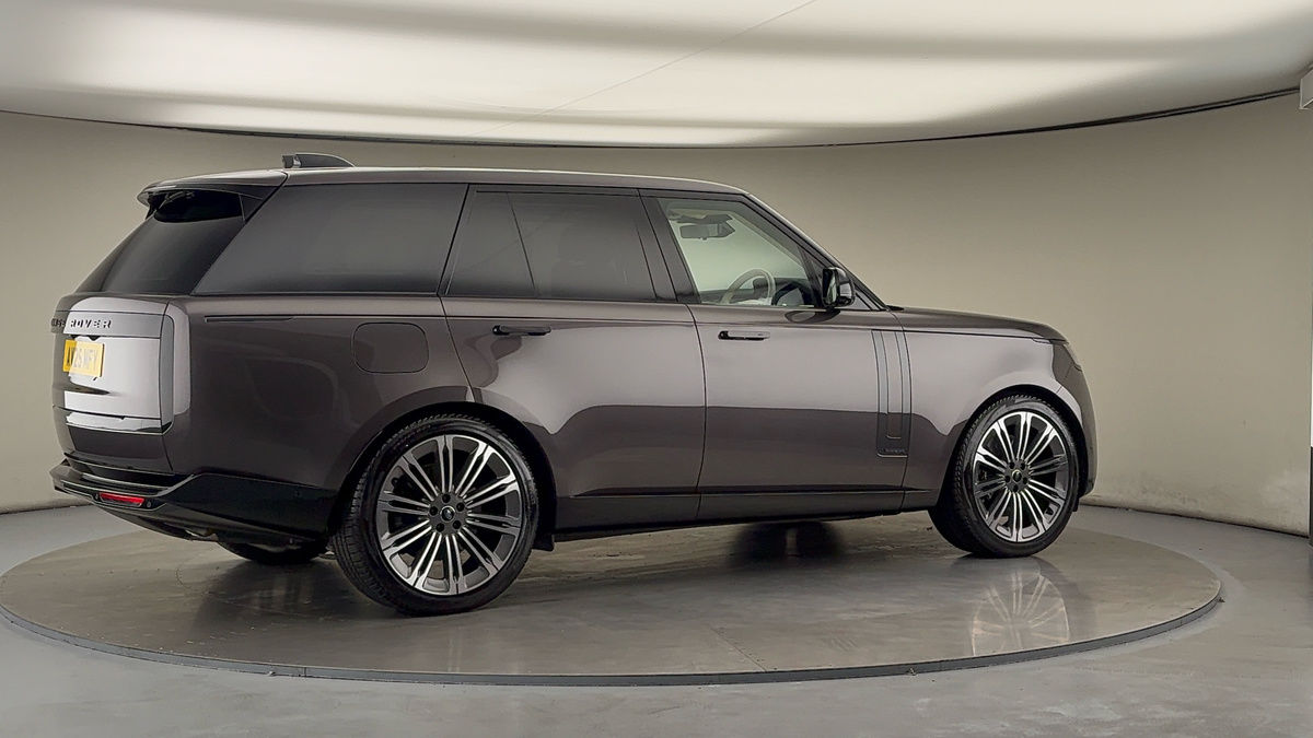 More views of Land Rover Range Rover