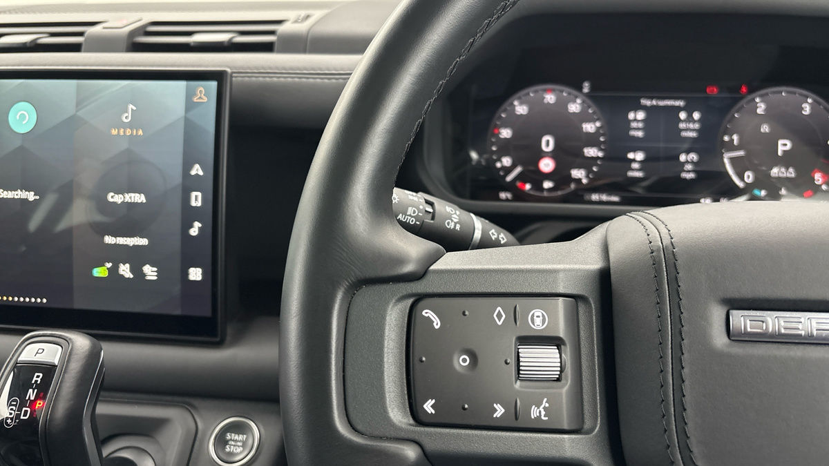 Land Rover Defender 110 Urban Image 13