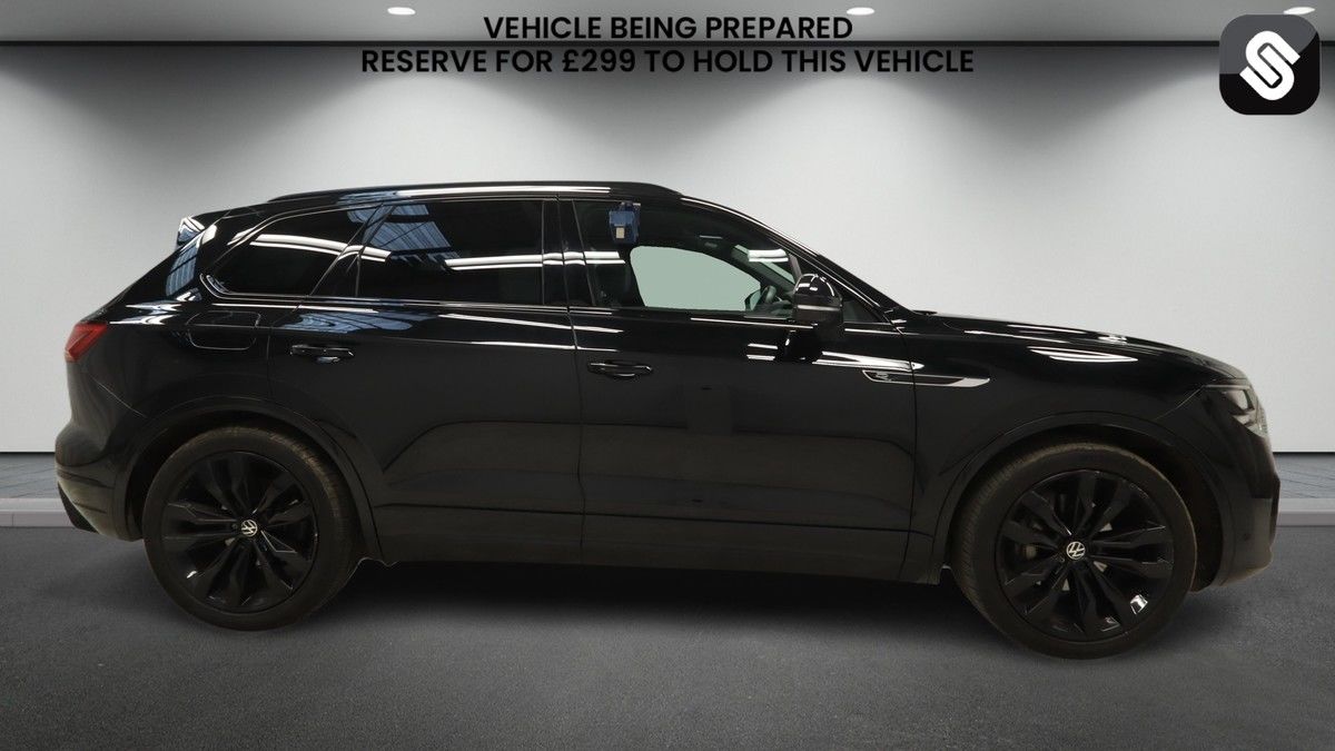 Volkswagen Touareg Image 5