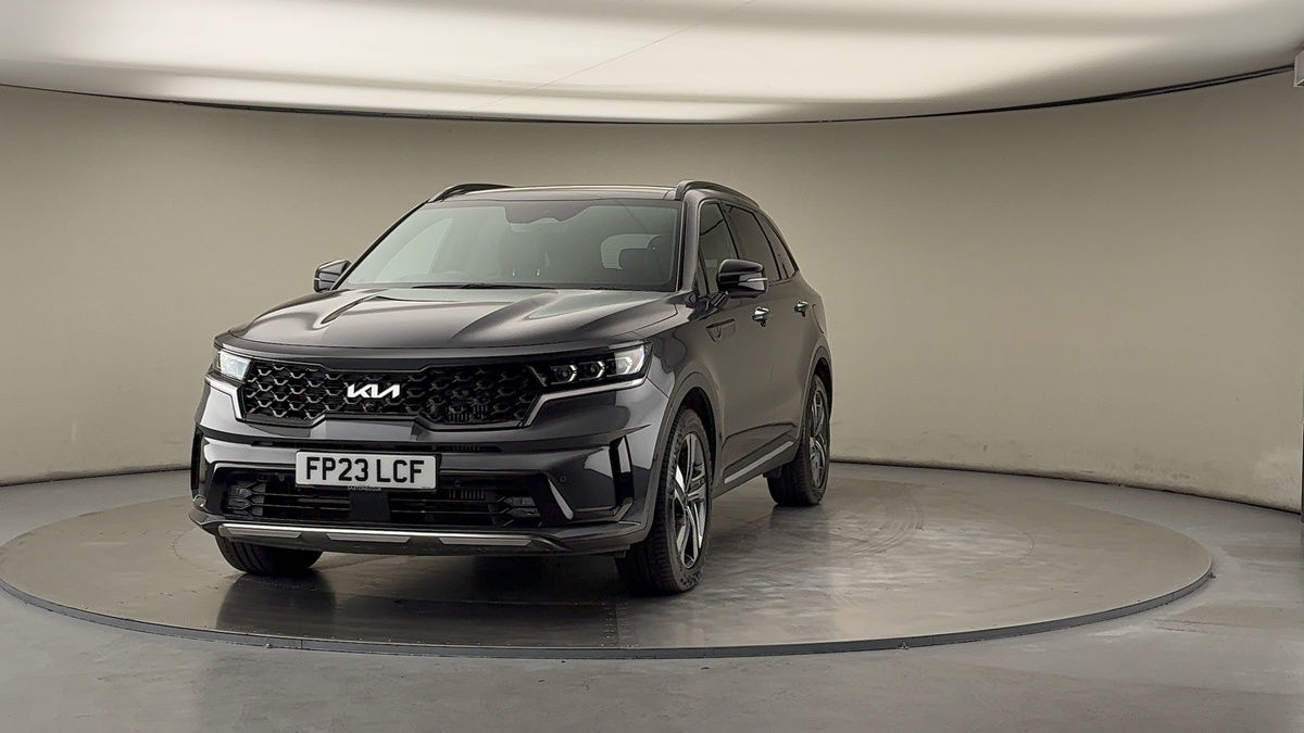 More views of Kia Sorento