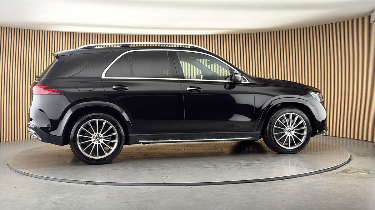 More views of Mercedes-Benz GLE