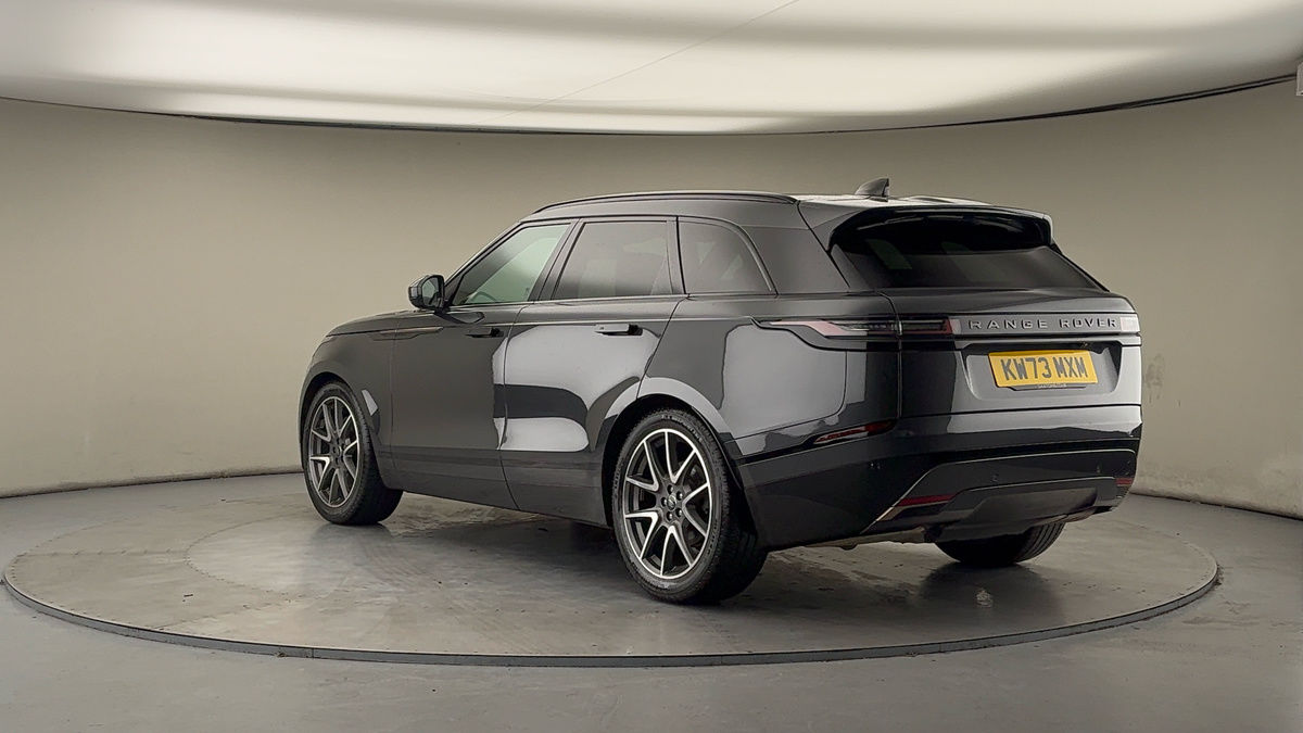 Land Rover Range Rover Velar Image 2