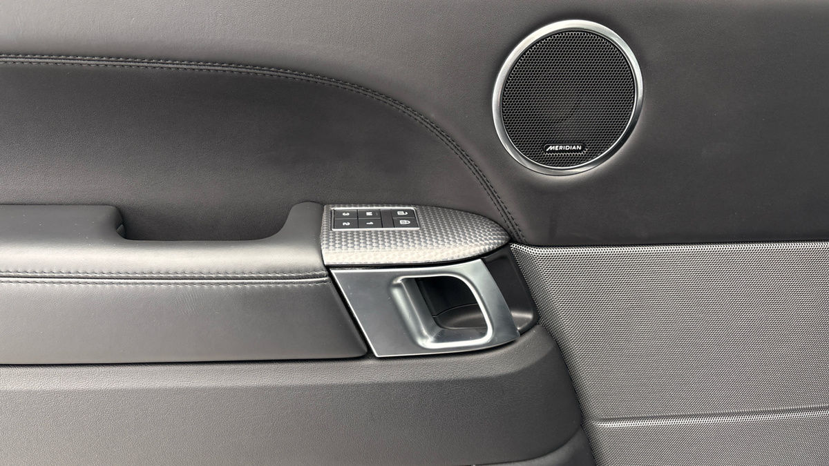 Land Rover Range Rover Sport Image 19