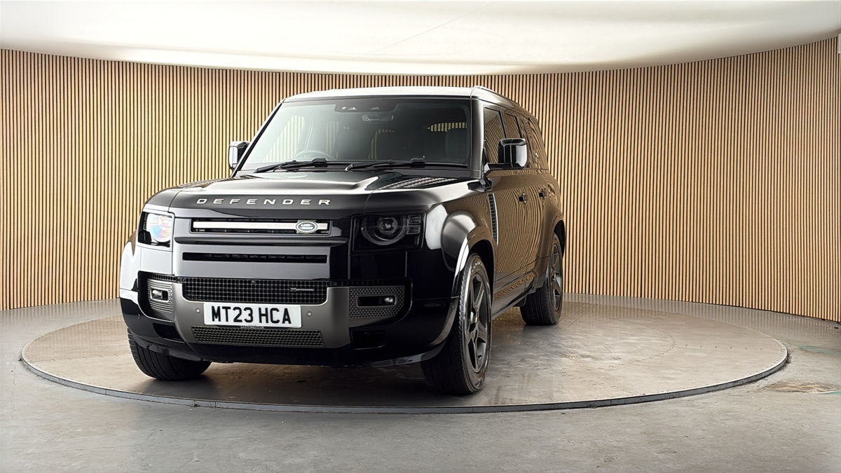 More views of Land Rover Defender 130