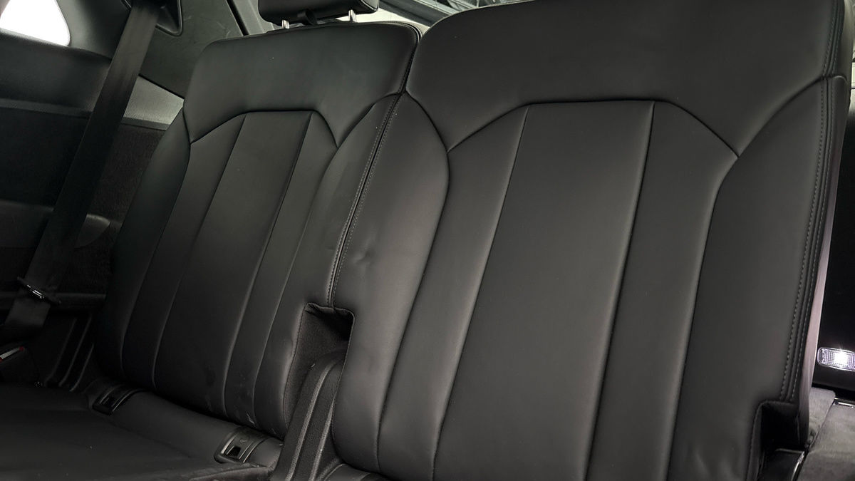 Audi Q7 Image 25