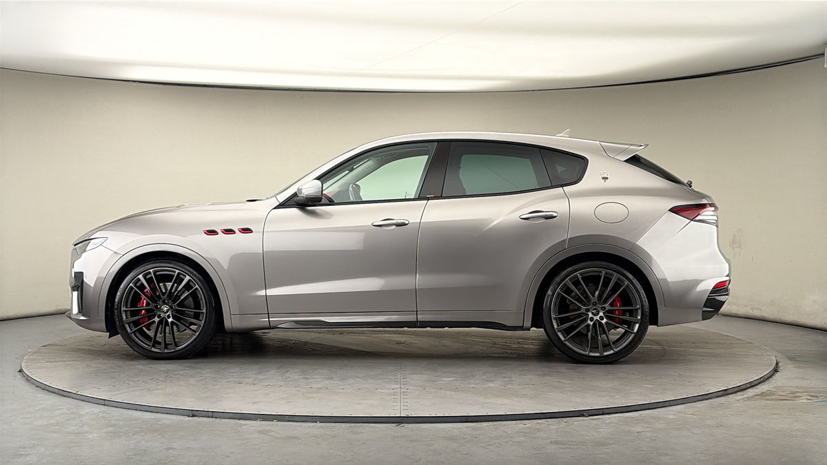 More views of Maserati Levante