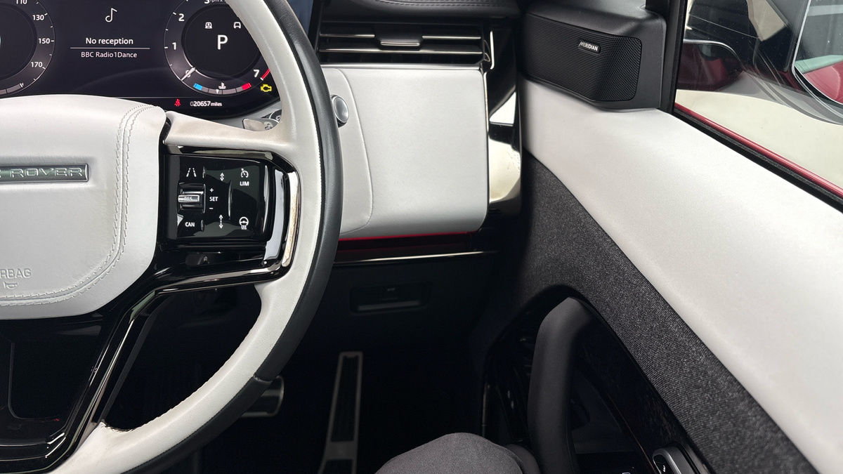 Land Rover Range Rover Sport Urban Image 14