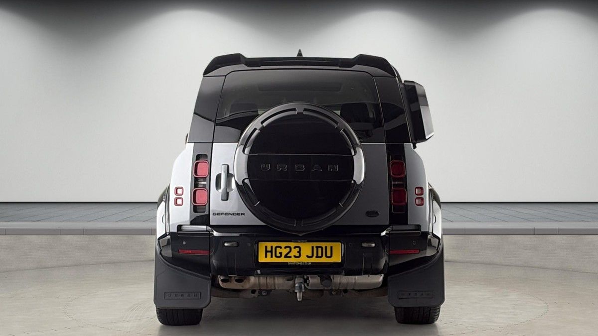 Land Rover Defender 110 Urban Image 4