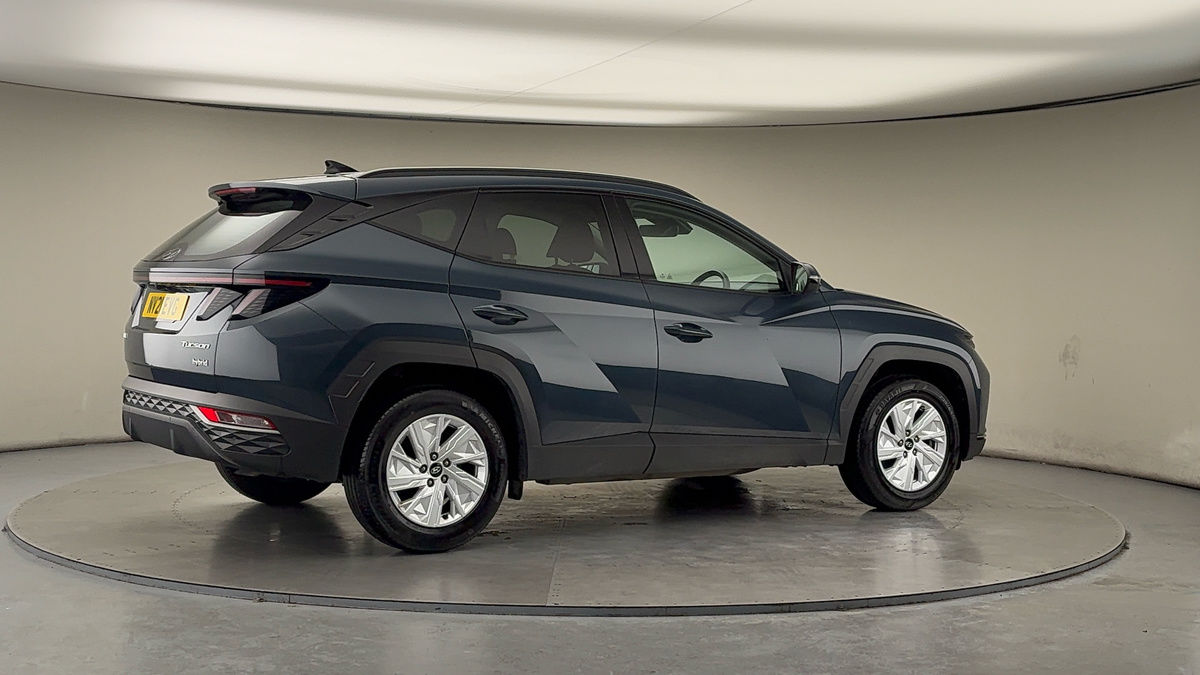 More views of Hyundai TUCSON