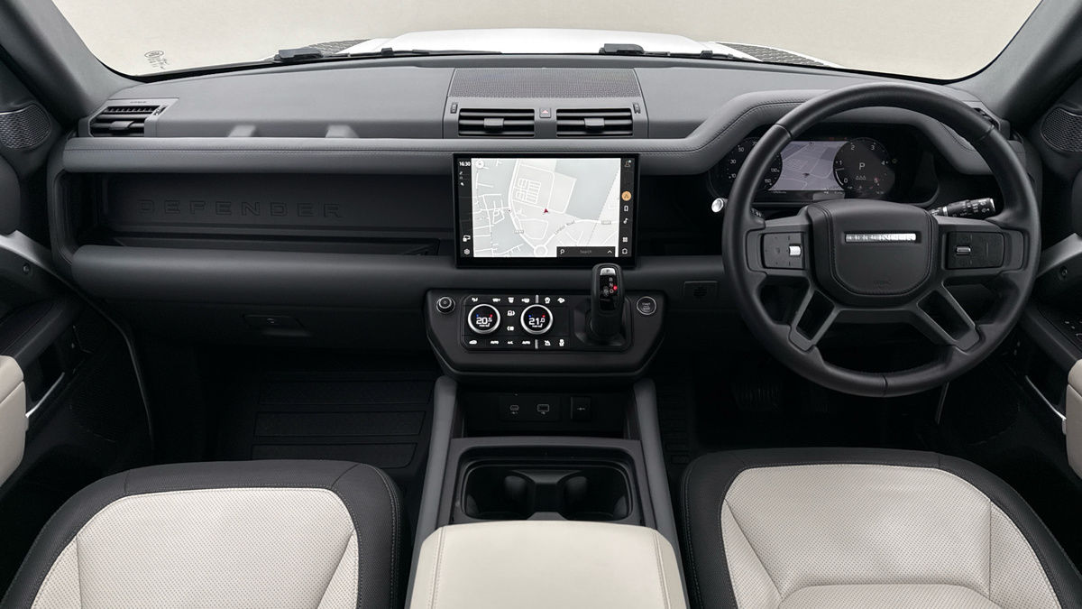 Land Rover Defender 90 Image 12