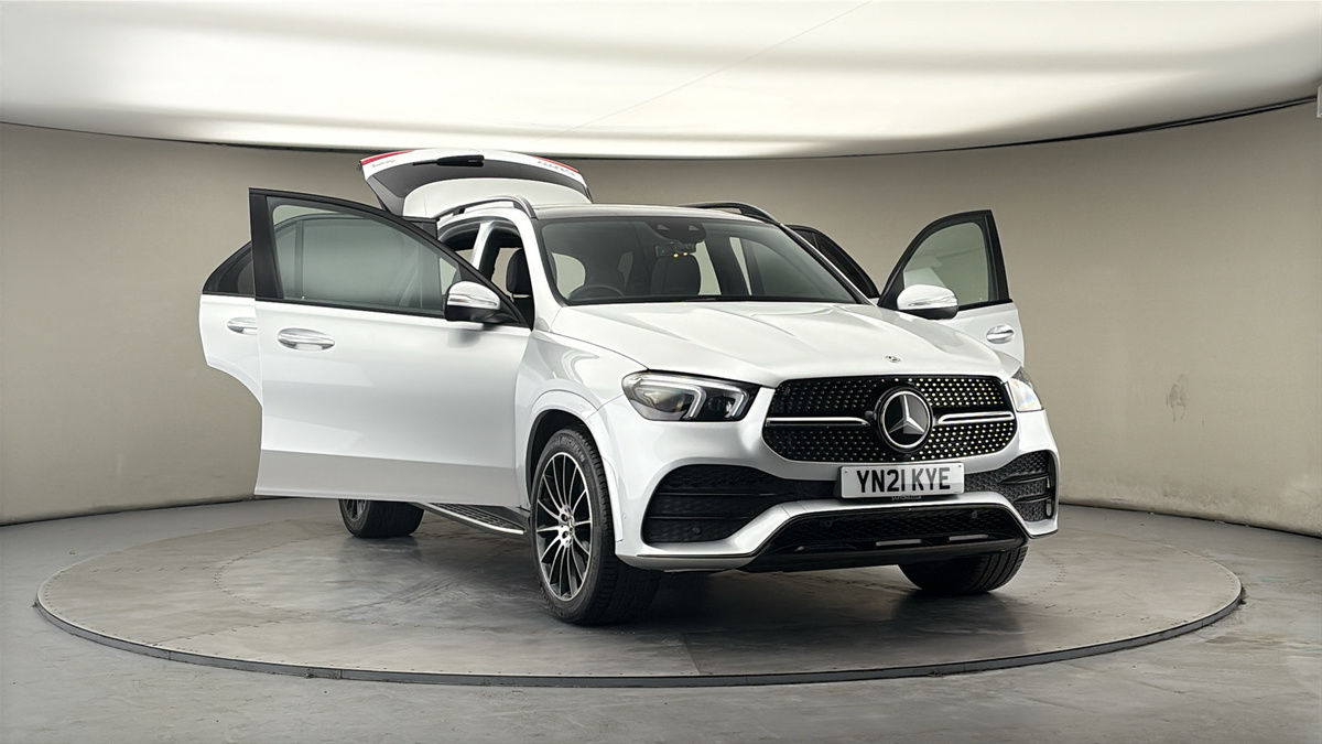 More views of Mercedes-Benz GLE