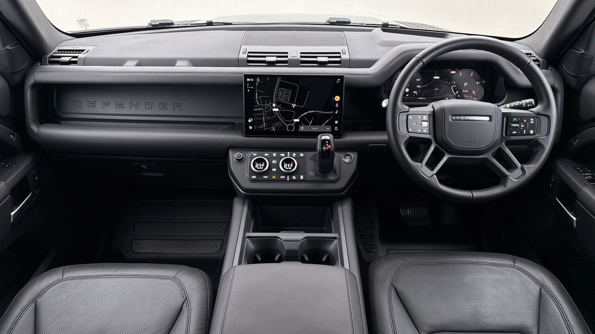 Land Rover Defender 110 Image 12