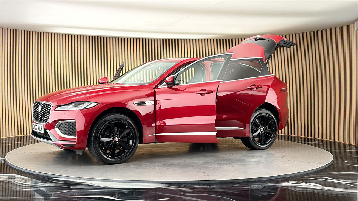 More views of Jaguar F-PACE