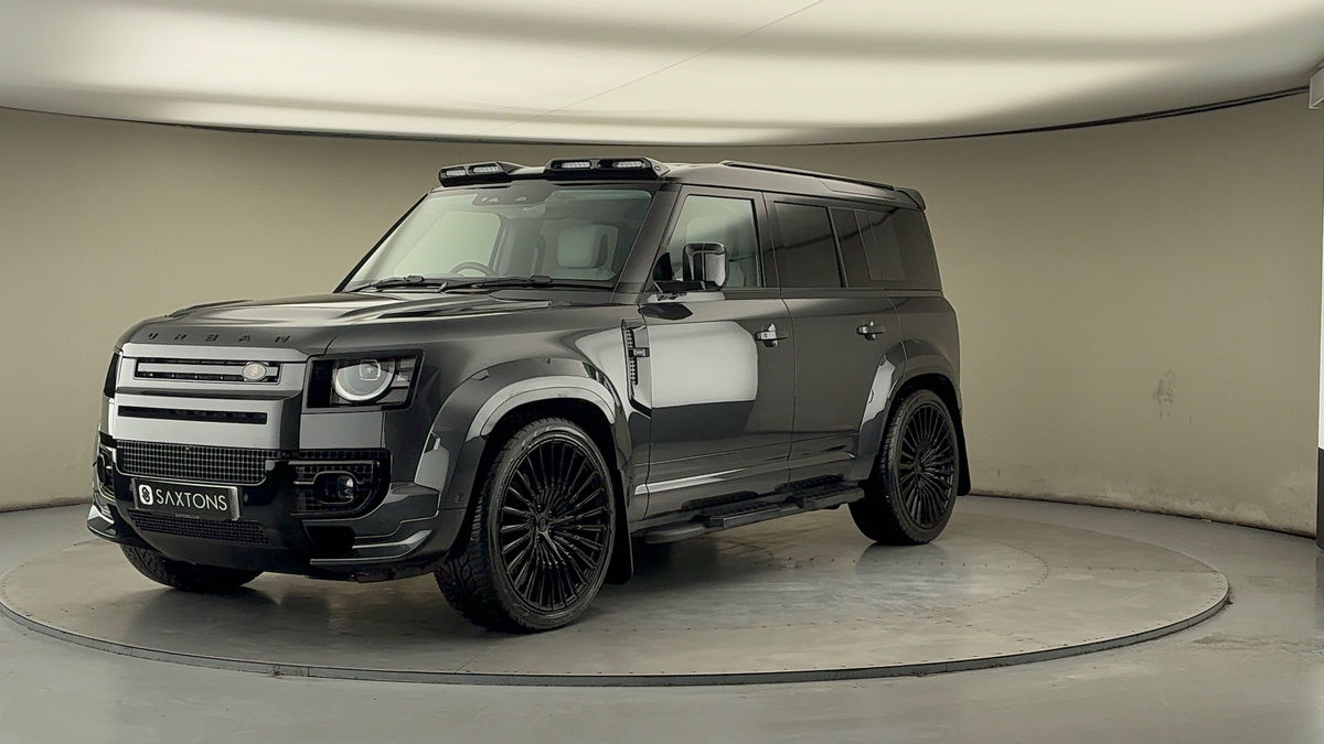 More views of Land Rover Defender 110