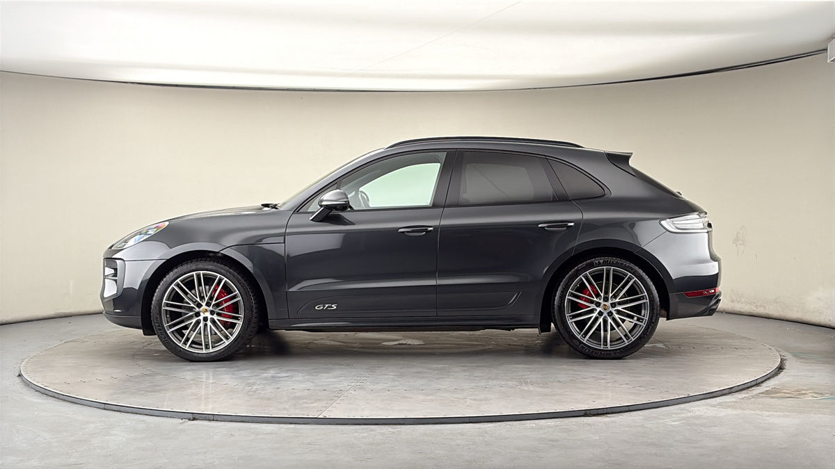 Porsche Macan Image 15