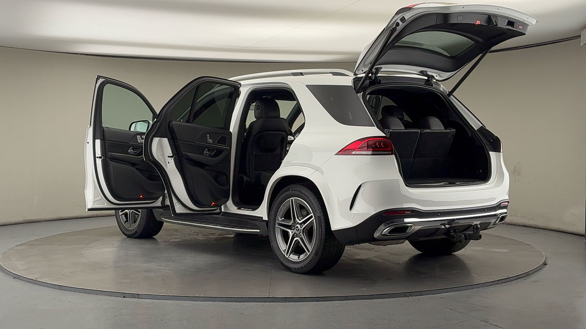 More views of Mercedes-Benz GLE