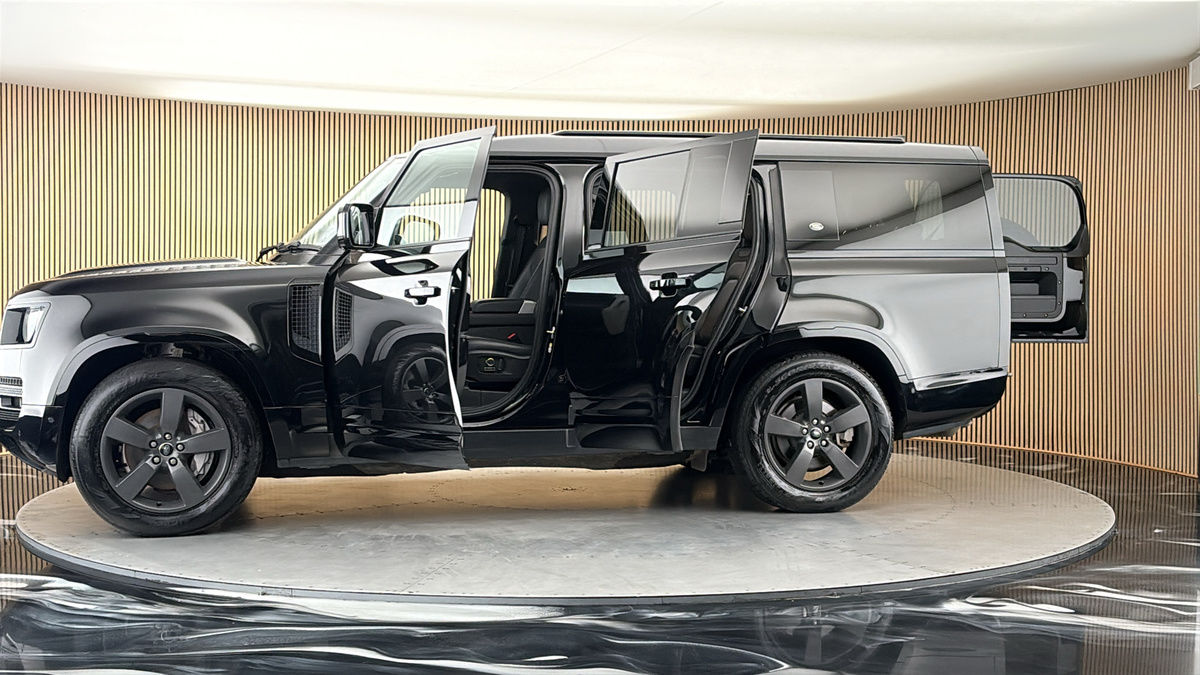 More views of Land Rover Defender 130