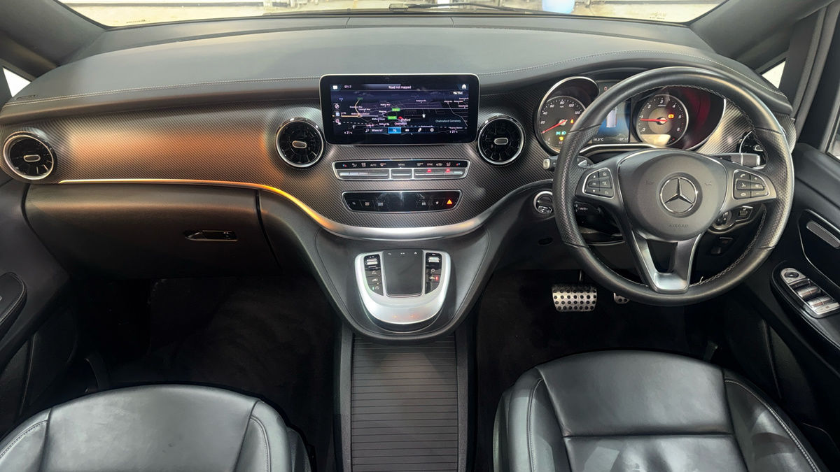 Mercedes-Benz V Class Image 12