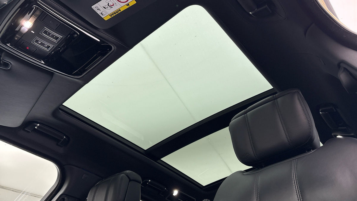 Land Rover Range Rover Image 6