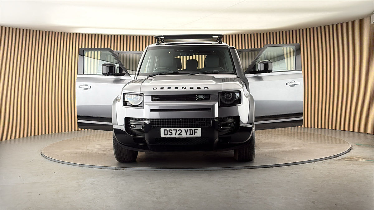 More views of Land Rover Defender 130