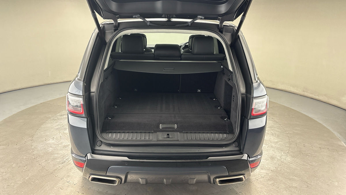 Land Rover Range Rover Sport Image 11