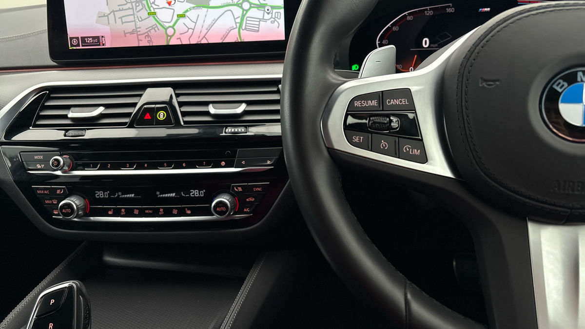 BMW 5 Series Image 13