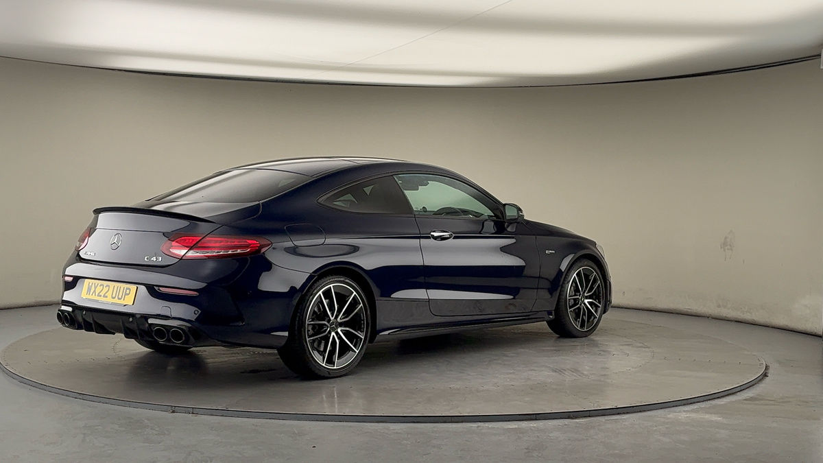 Mercedes-Benz C Class Image 21