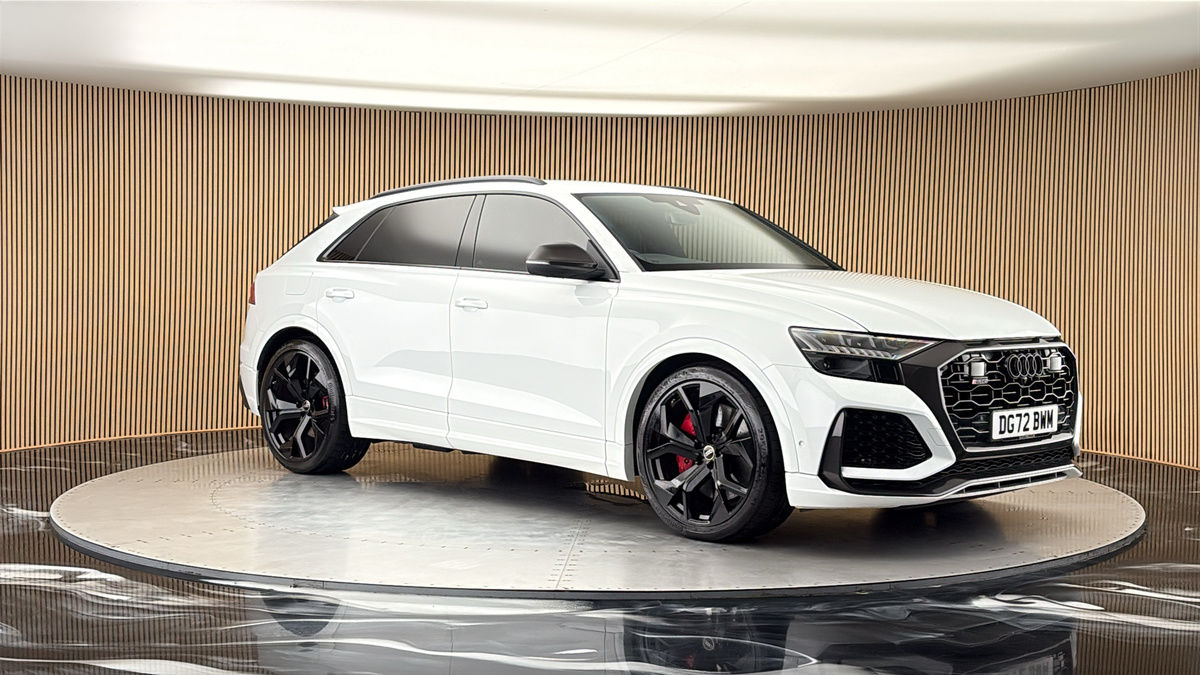 More views of Audi RSQ8
