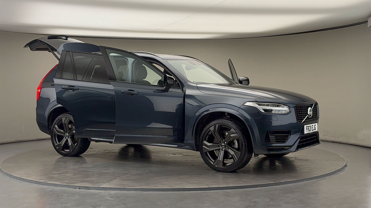 More views of Volvo XC90