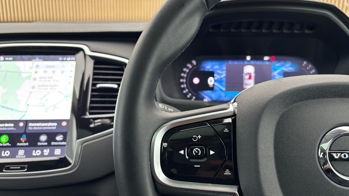 Volvo XC90 Image 13