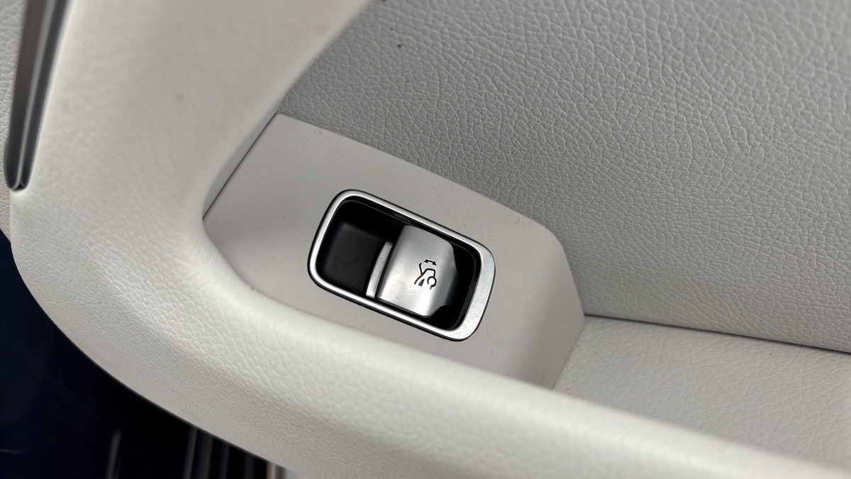 Mercedes-Benz EQS Image 28