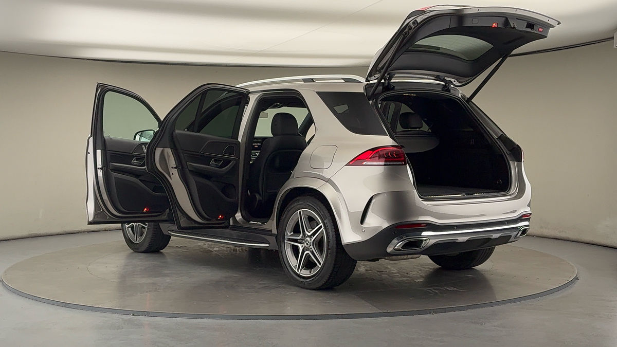 More views of Mercedes-Benz GLE