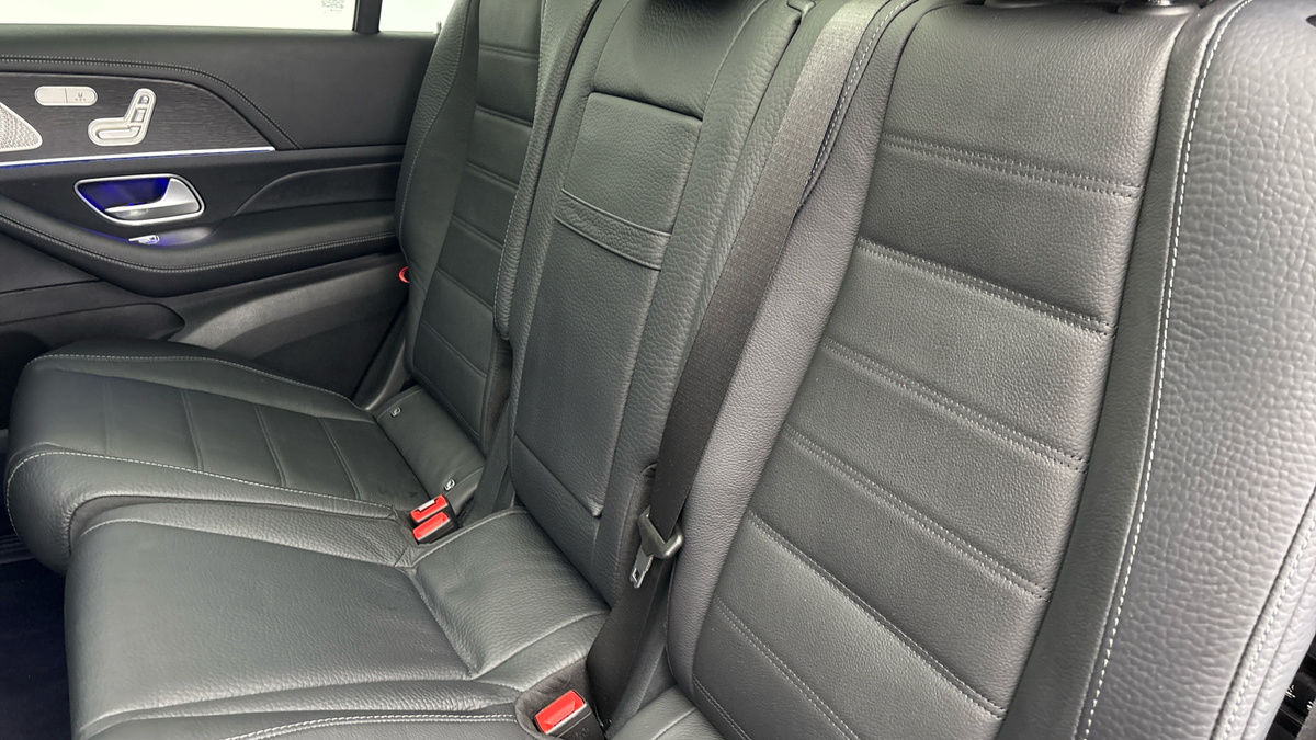 Mercedes-Benz GLS Image 8