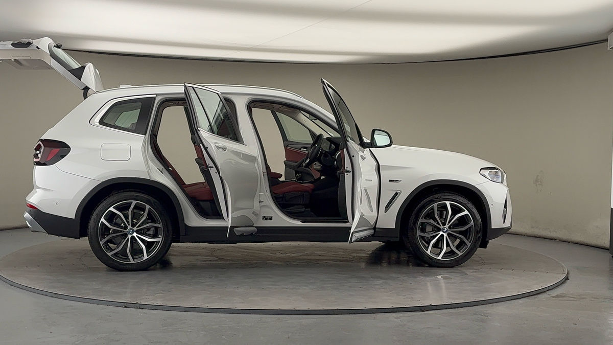 More views of BMW X3