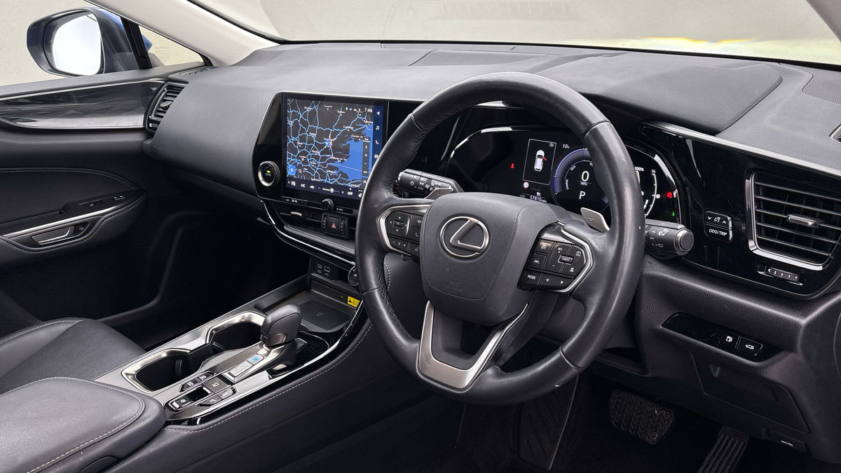 Lexus NX Image 5