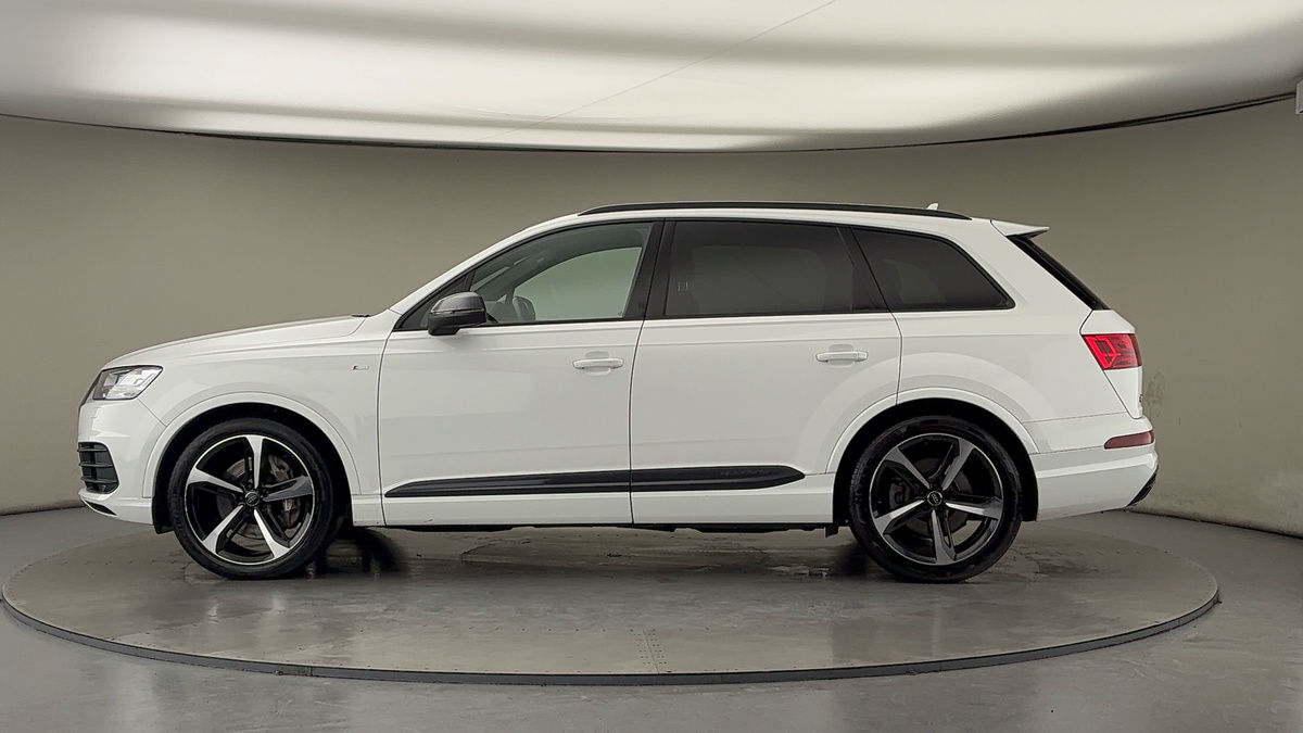 Audi Q7 Image 15