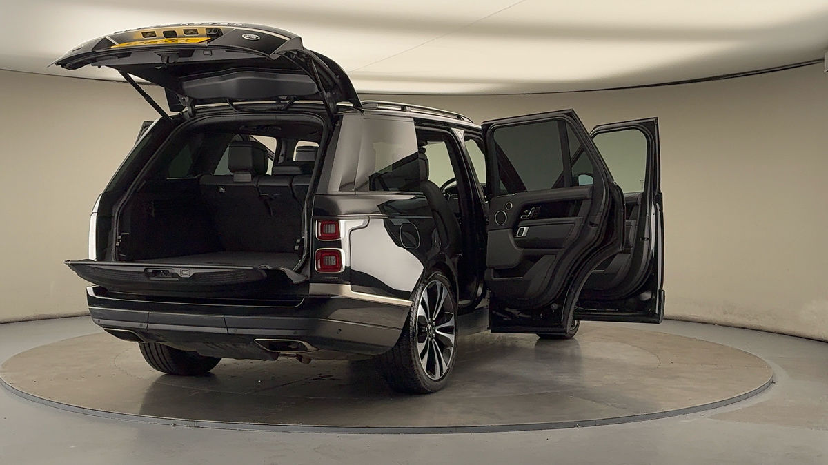 More views of Land Rover Range Rover