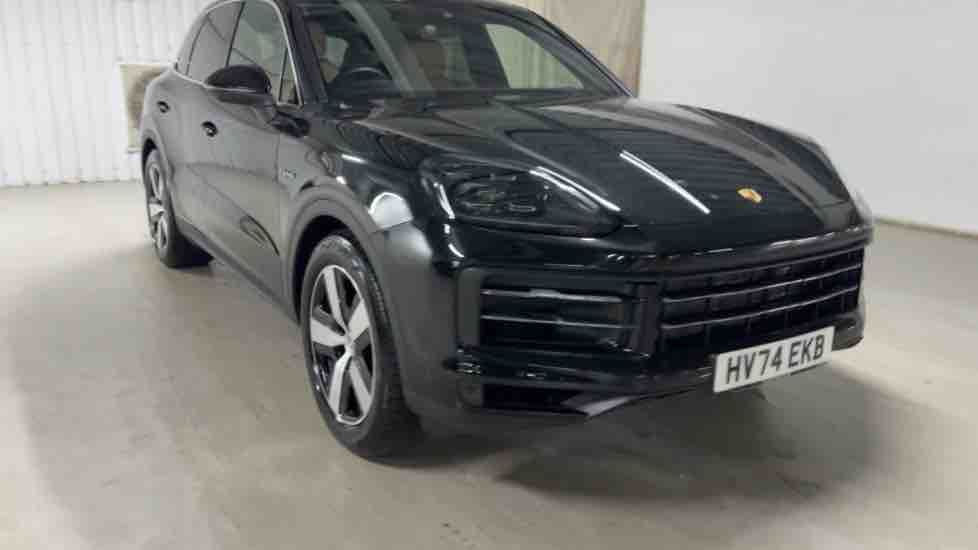 More views of Porsche Cayenne