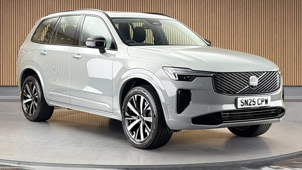 Volvo XC90 Sticky Header Image
