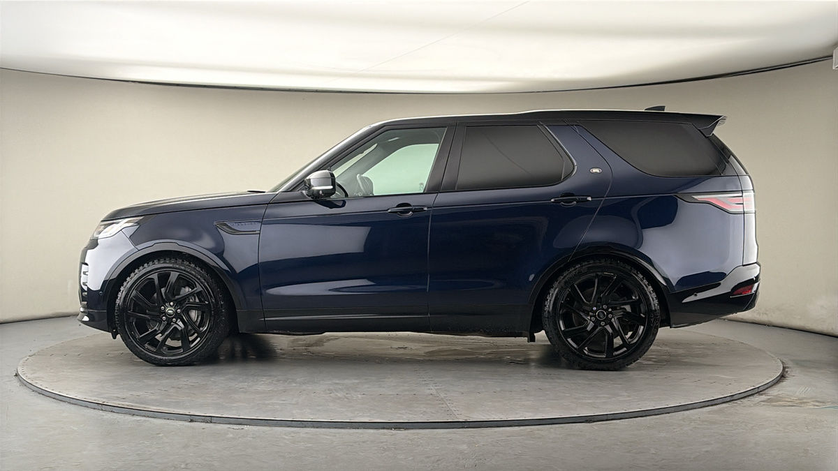 More views of Land Rover Discovery