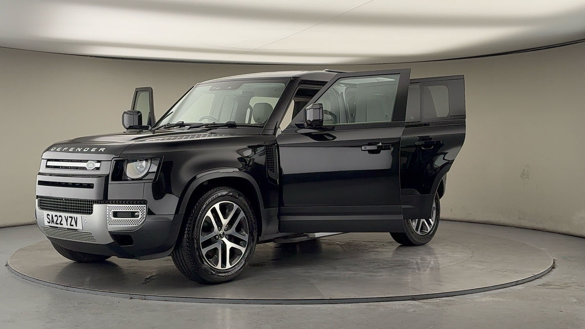 More views of Land Rover Defender 110