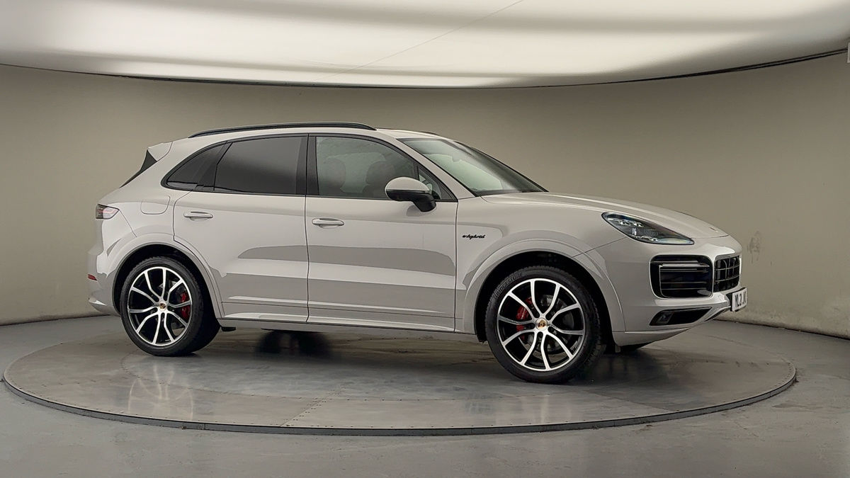 More views of Porsche Cayenne