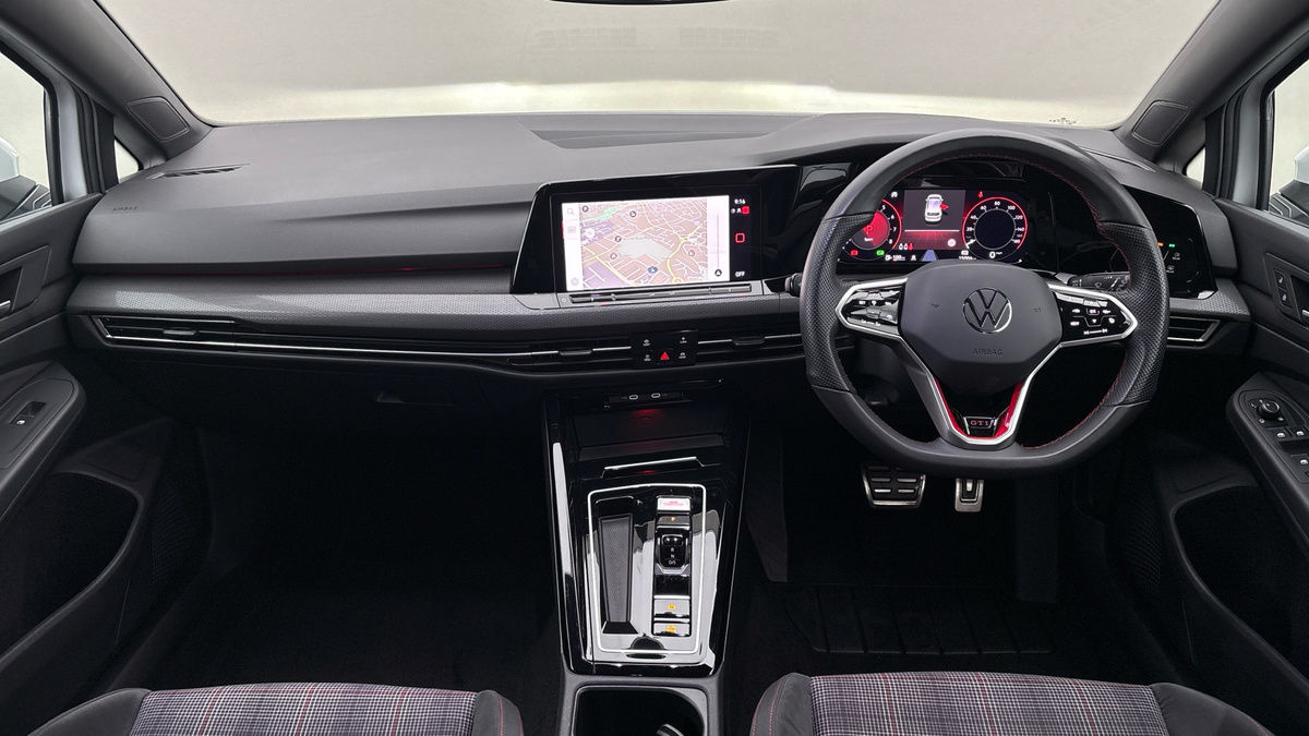 Volkswagen Golf Image 12