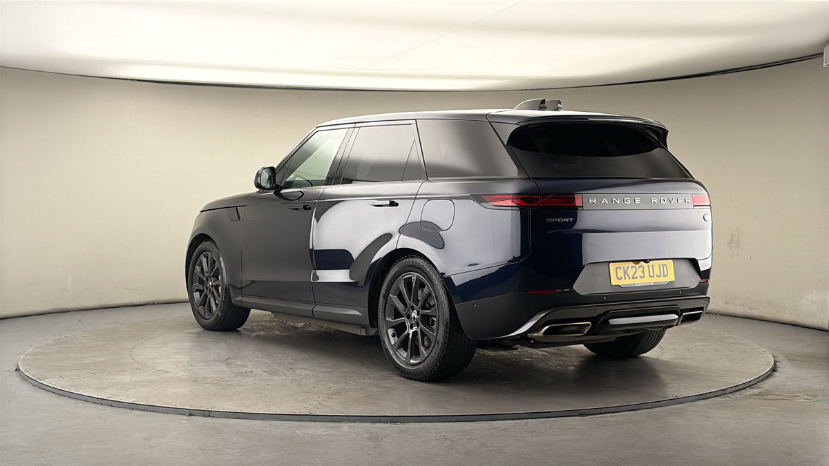 Land Rover Range Rover Sport Image 2