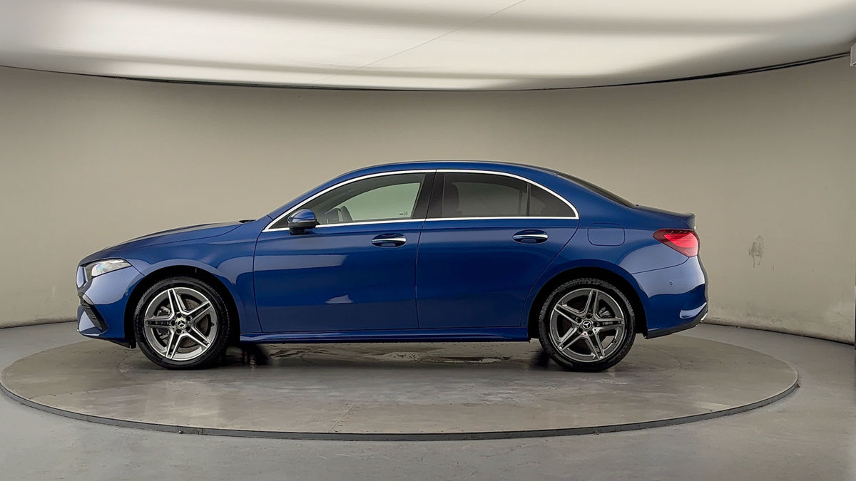 Mercedes-Benz A Class Image 15