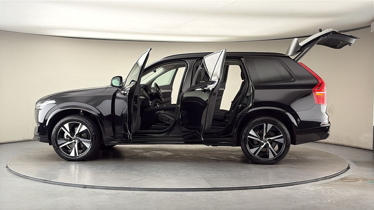 More views of Volvo XC90