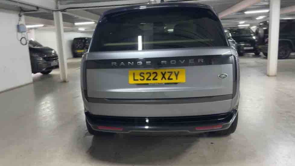 More views of Land Rover Range Rover